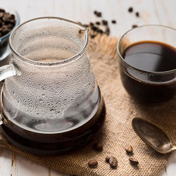 Кава і вода: чому якість води на 50% визначає смак напою.