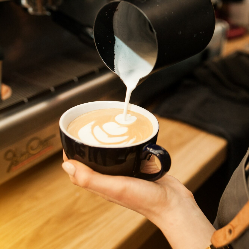 Чому кава іноді відчувається “порожньою”: розбираємо причини